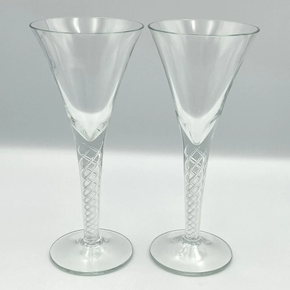 Vintage Set of 2 Turda Romania Art Glass Goblet Twisted‎ Stem Wine Champagne